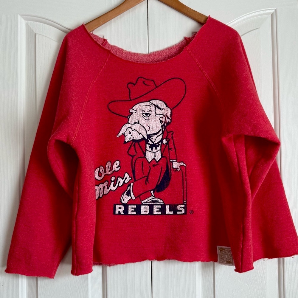 Ole Miss Rebels Women’s Wide-Neck Cut-off M Sweatshirt Distant Replays 1989